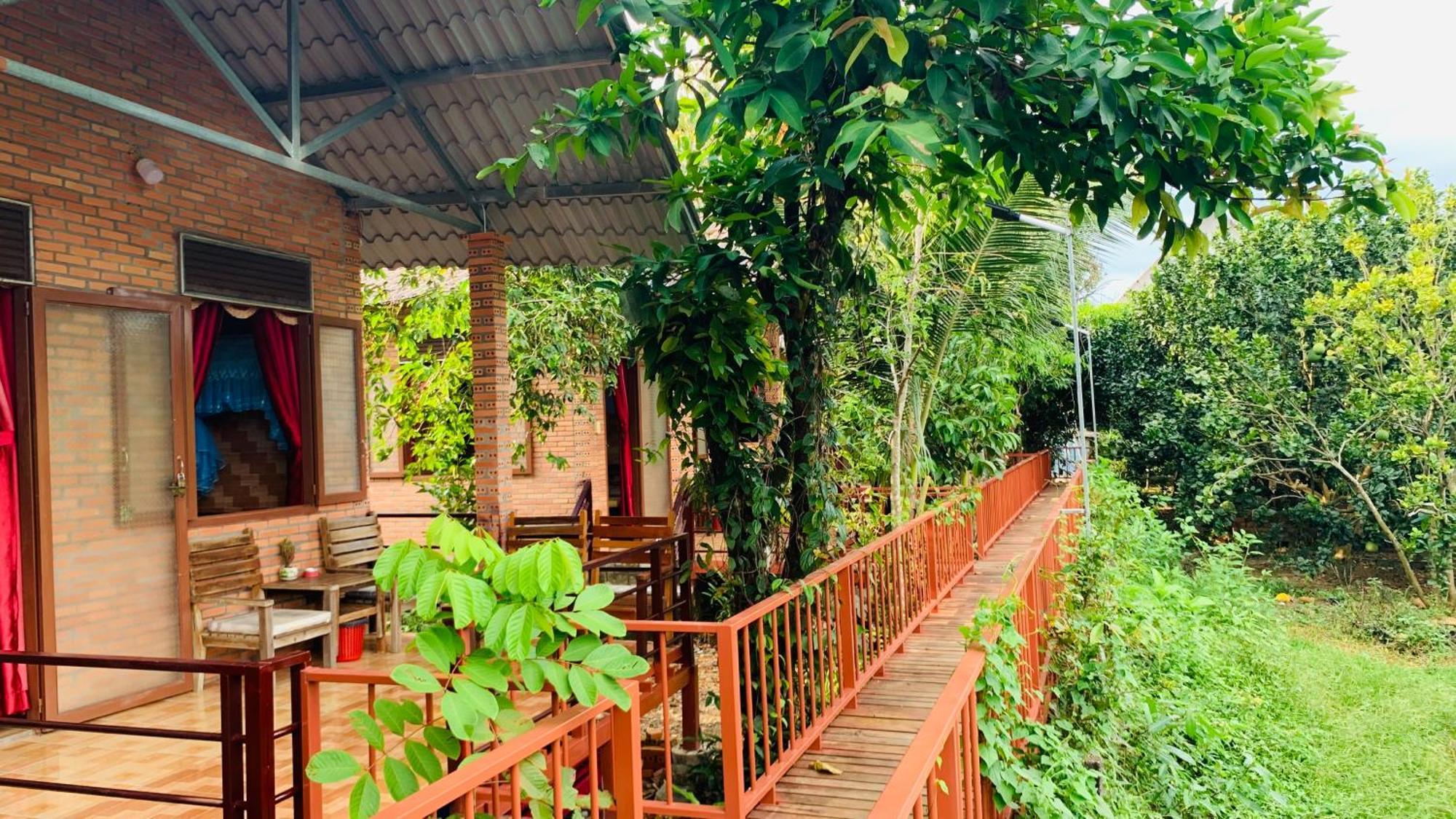 Gibbon Singing Home Stay Quan Tom Exteriör bild
